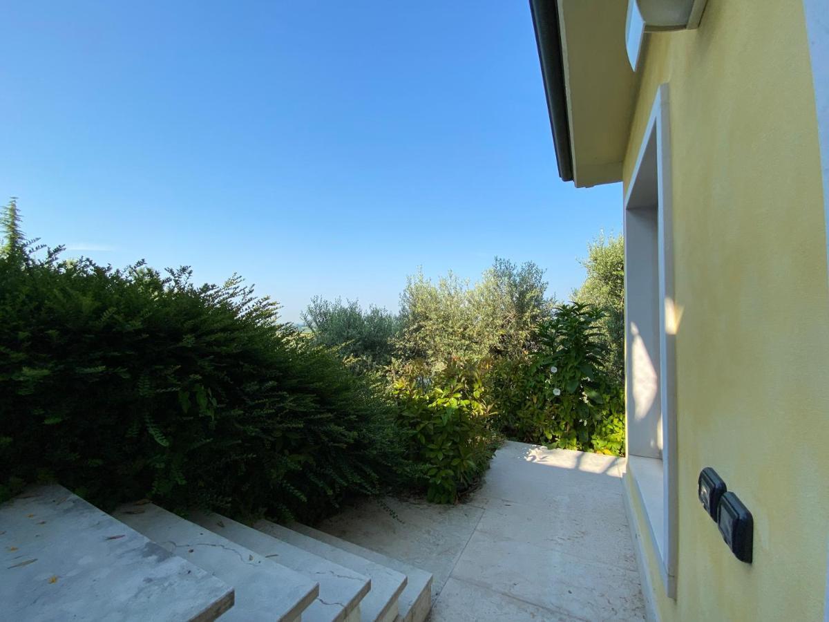 Nice Apartments Lake View & Free Parking Pastrengo Exterior photo