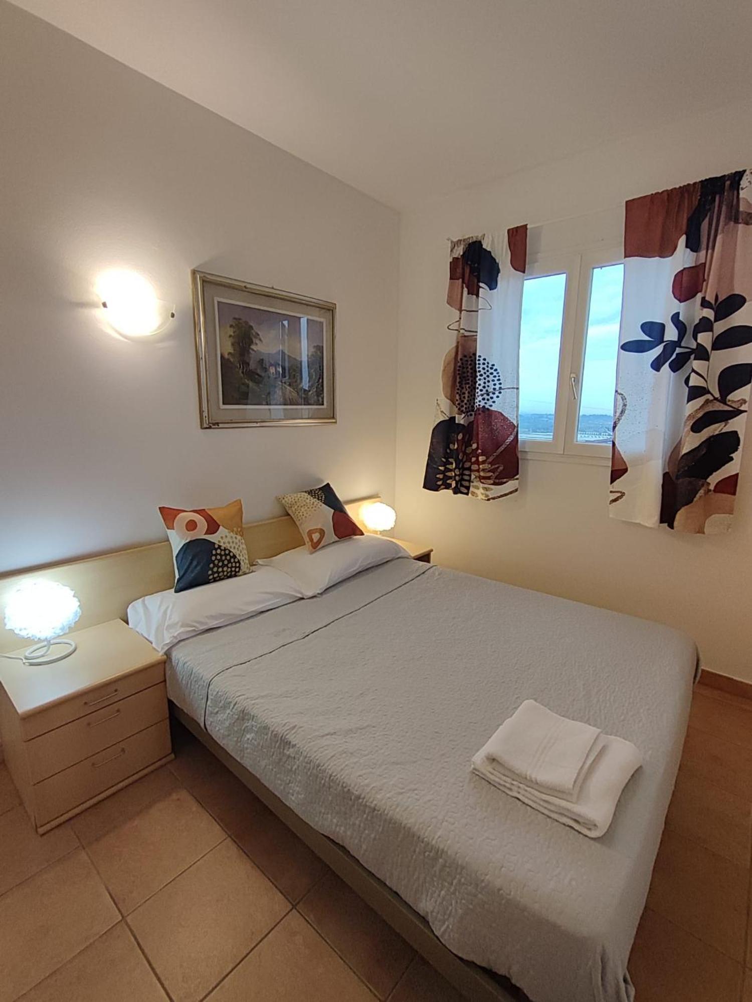 Nice Apartments Lake View & Free Parking Pastrengo Exterior photo