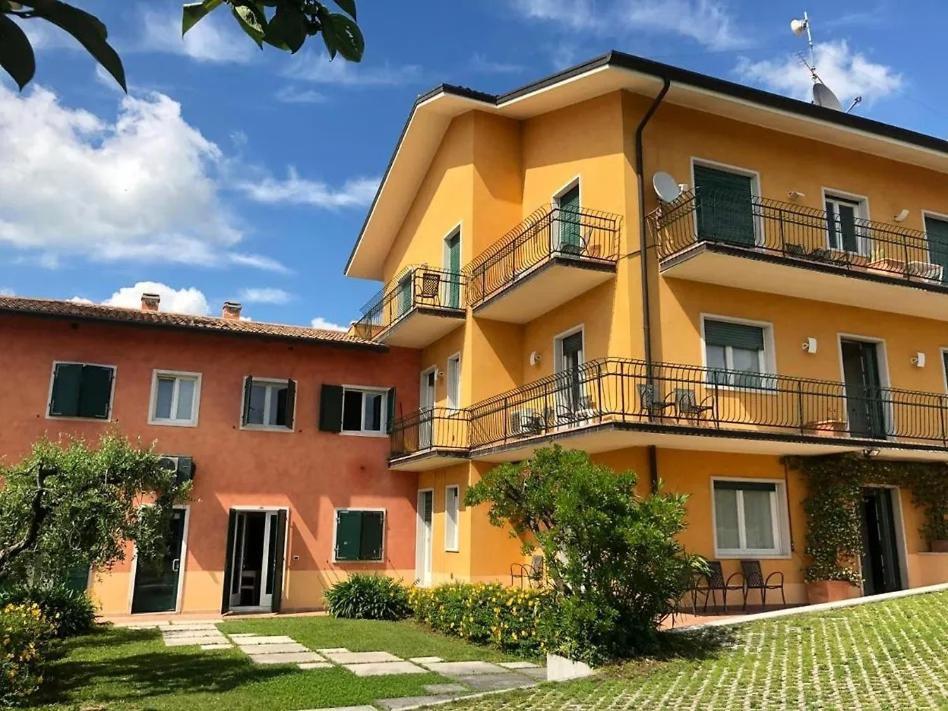 Nice Apartments Lake View & Free Parking Pastrengo Exterior photo