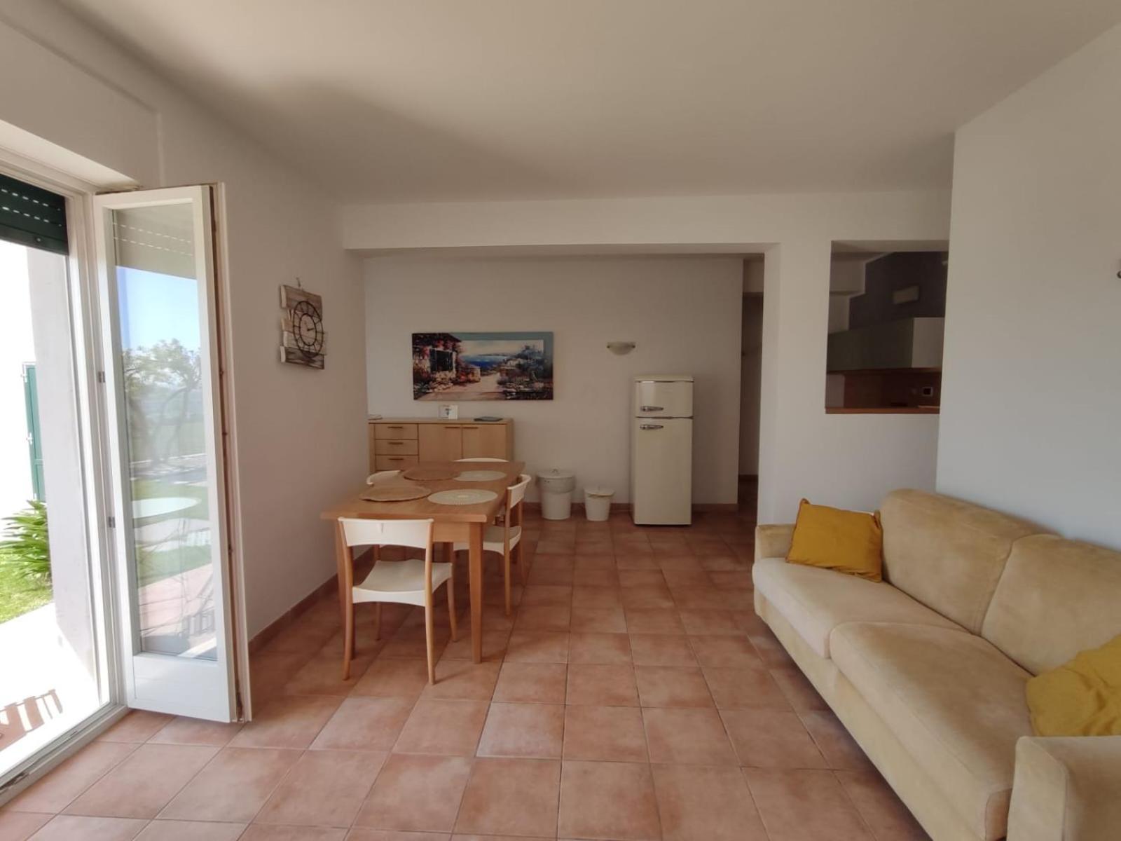 Nice Apartments Lake View & Free Parking Pastrengo Exterior photo